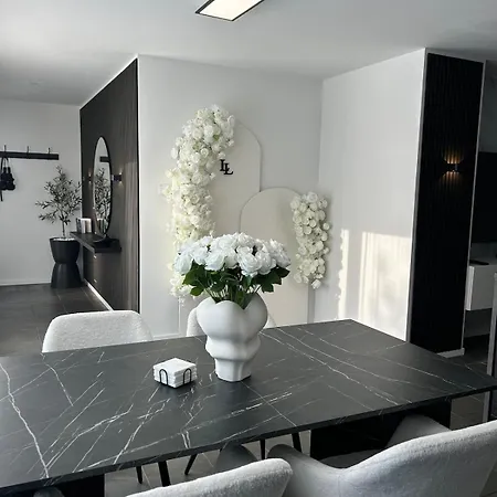 Loft And Living Private Am Mit Sauna Und Whirlpool Semesterbostad Braunsbedra