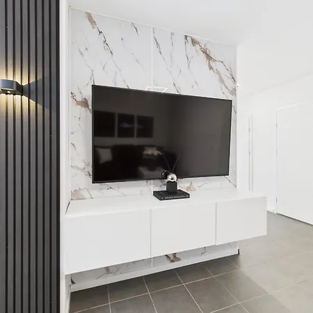 Loft And Living Private Am Mit Sauna Und Whirlpool بيت للعطل Braunsbedra