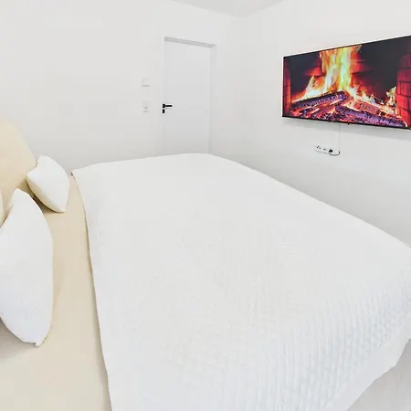 بيت للعطل Loft And Living Private Am Mit Sauna Und Whirlpool Braunsbedra